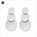 Boucles d’oreilles argentées à trois disques NIRMEN – vue de face